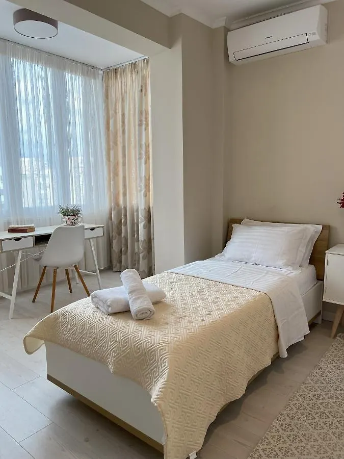 Grand New Bazaar Apartment Tirana 0*,