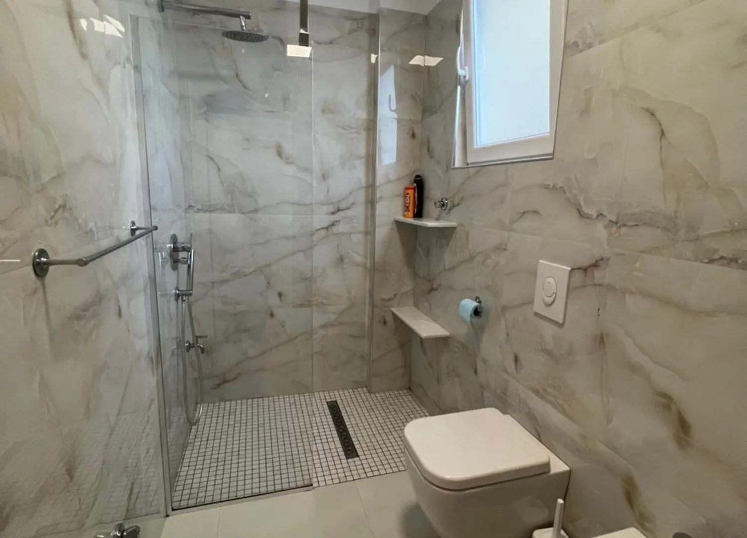Grand New Bazaar Apartment Tirana Albanien