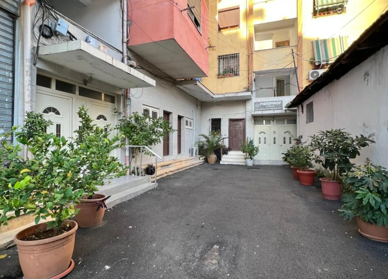 Grand New Bazaar Apartment Tirana